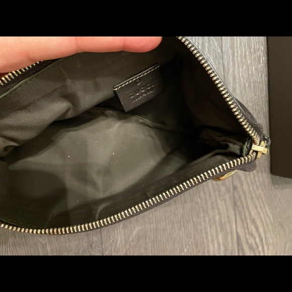 Authentic Gucci Pochette - Picture 11 of 11